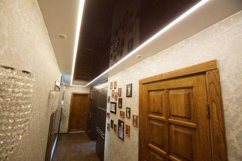 SUFITY NAPINANE W PRZEDPOKOJU SUFITY NAPINANE W PRZEDPOKOJU