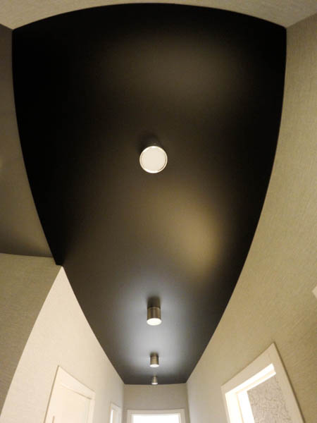 SUFITY NAPINANE W PRZEDPOKOJU SUFITY NAPINANE W PRZEDPOKOJU