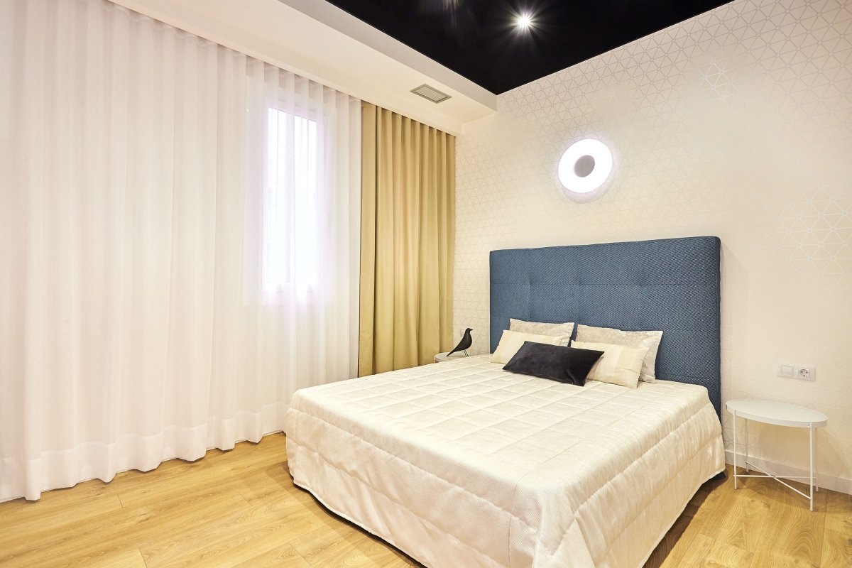 SUFITY NAPINANE W SYPIALNI